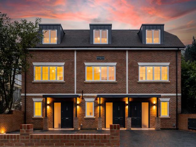 House for sale in London Borough of Croydon, Selsdon