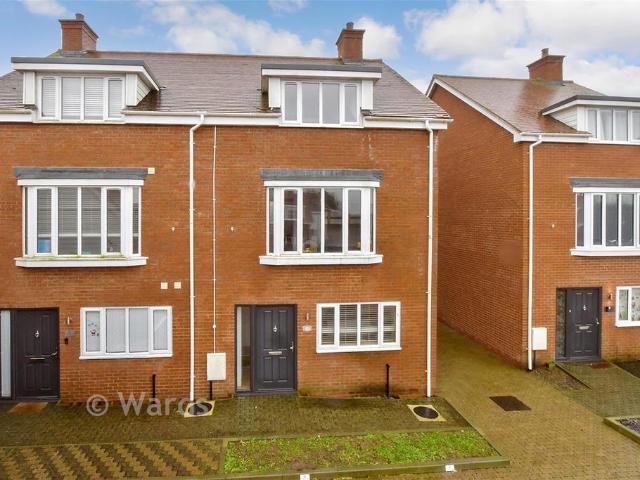 House for sale in Folkestone, Kent