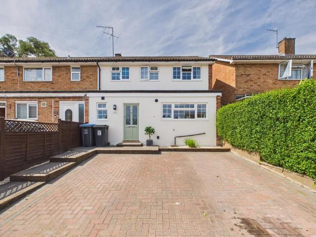 House for sale in Pouchen End, Hertfordshire