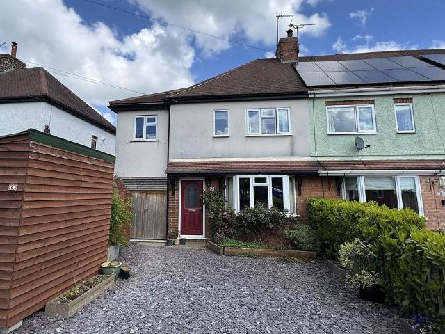 House for sale in Holwell, Brentingby