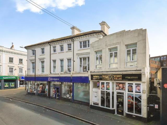 House for sale in Roselands, Eastbourne