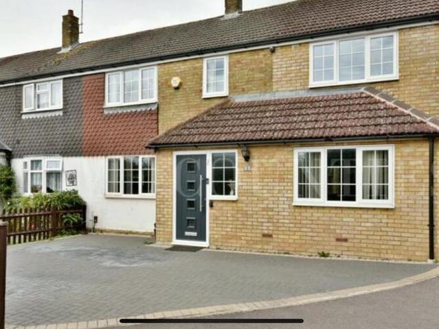 House for sale in Potters Bar, Isle Of Man