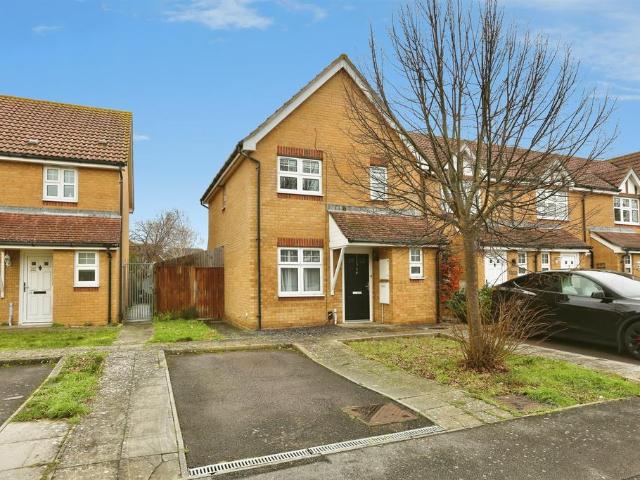 House for sale in Lee-on-the-Solent, Middlecroft
