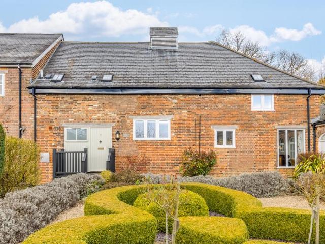 House for sale in King's Walden, Hertfordshire