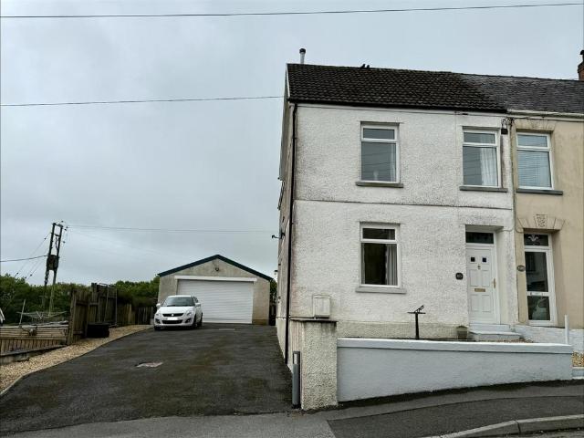 House for sale in Bancffosfelen, Pontyberem