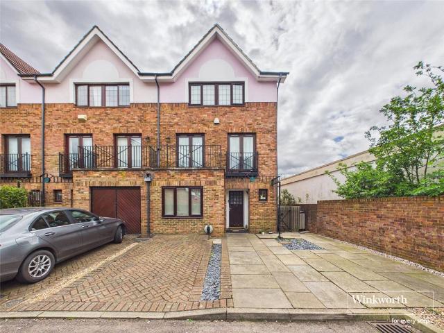 House for sale in West Hendon, The Hyde