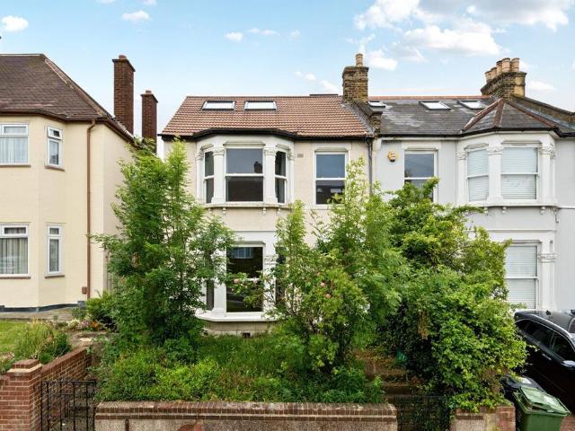 House for sale in London Borough of Lewisham, Greater London