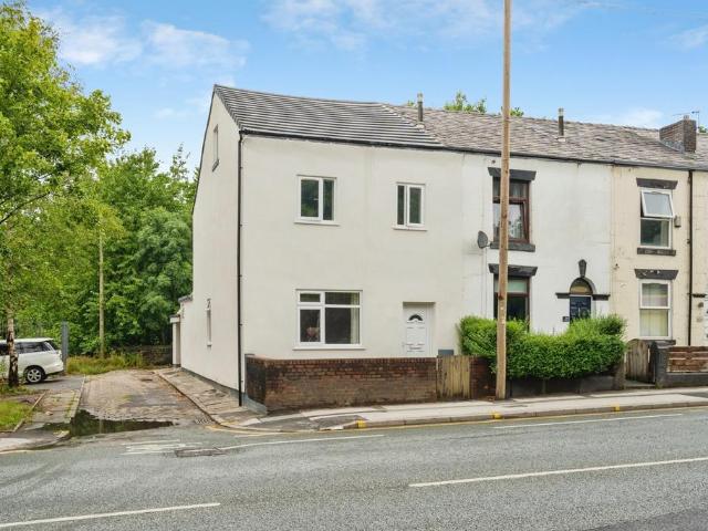 House for sale in Tonge Fold, Bolton