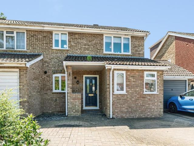 House for sale in Cufaude Village, Priest Down