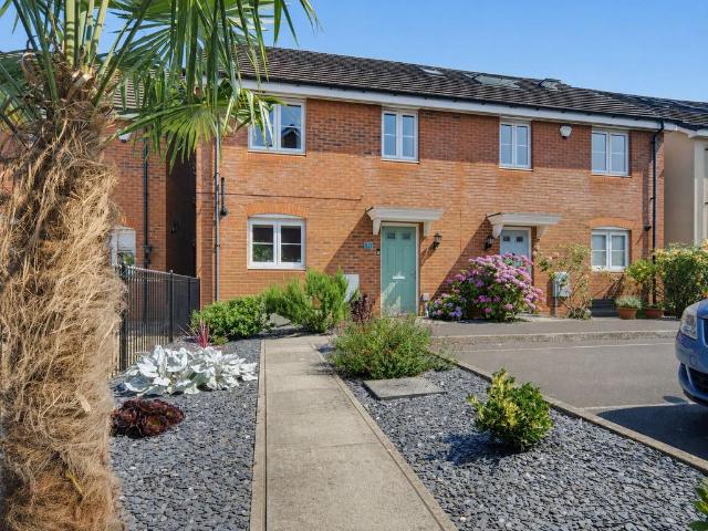 House for sale in Penylan, Falcon Lodge