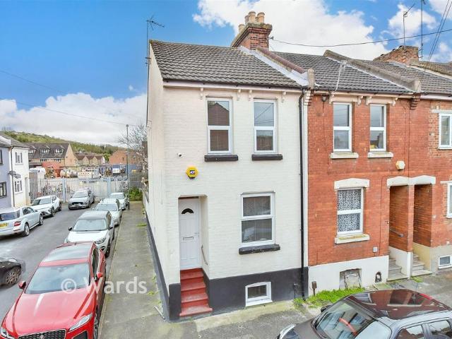 House for sale in Luton, Chatham