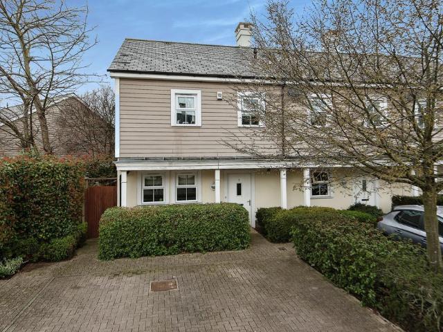 House for sale in Worcester Park, Greater London