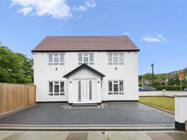 House for sale in Greater London