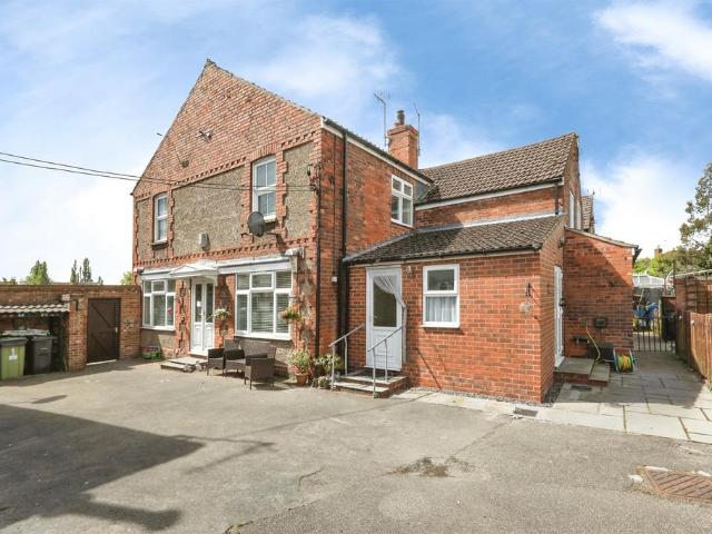 House for sale in Costhorpe, East Midlands