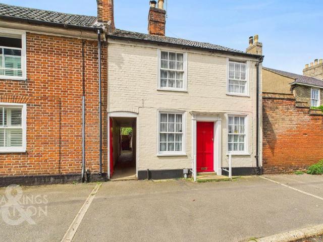 House for sale in Eastbridge, Suffolk