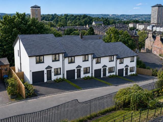 House for sale in Castlehead, Glenburn
