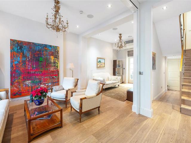 House for sale in Pimlico, Greater London