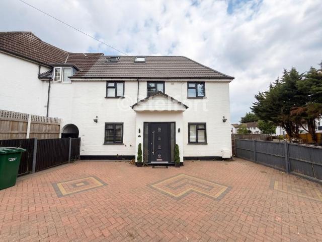 House for sale in London Borough of Barnet, Greater London