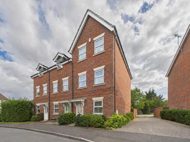 House for sale in Shinfield, Spencers Wood