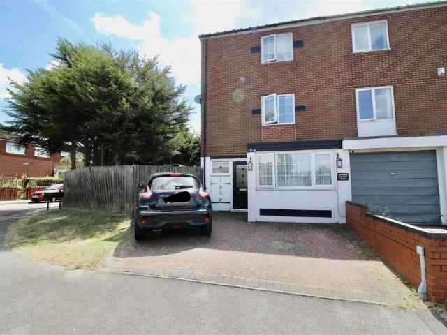 House for sale in Bacon's End, Kingshurst