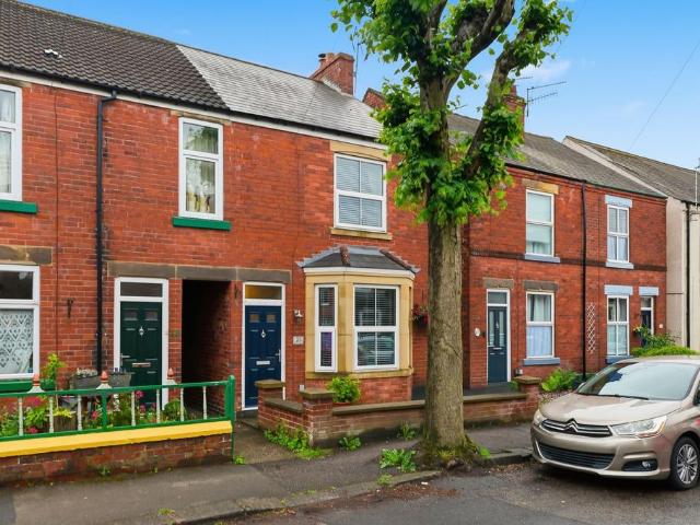 House for sale in Loundsley Green, East Midlands