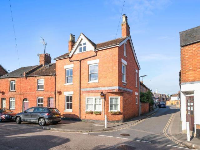 House for sale in Green Park, Milton Keynes