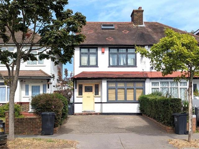 House for sale in London Borough of Croydon, Thornton Heath