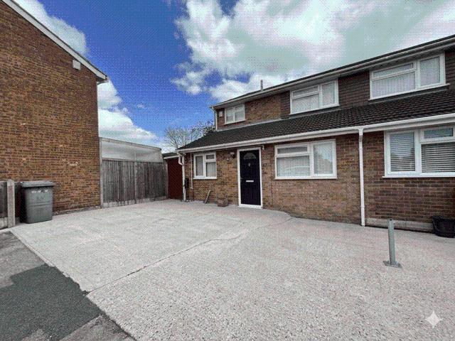 House for sale in Cox Green, Maidenhead