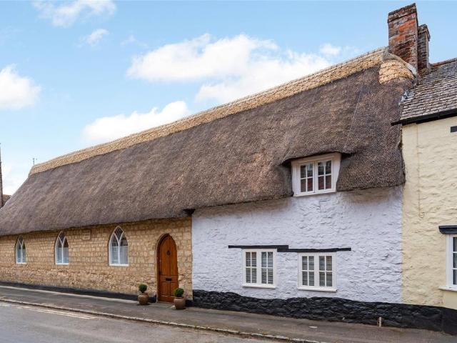 House for sale in Tingewick, Buckinghamshire