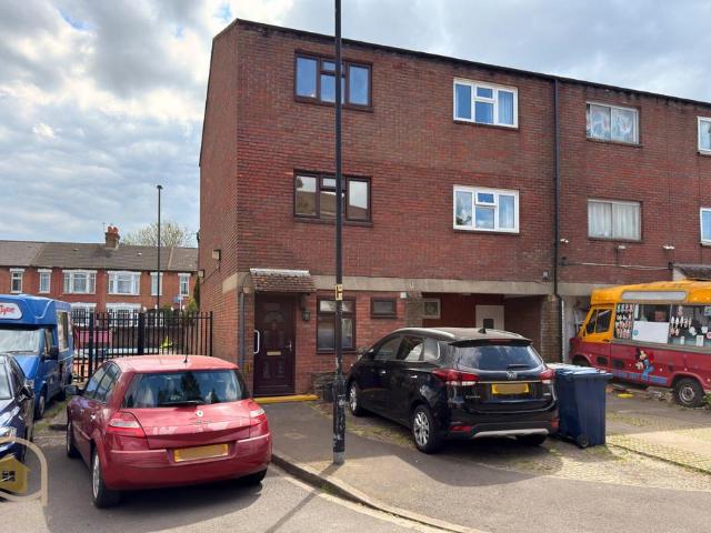 House for sale in London Borough of Ealing, Greater London
