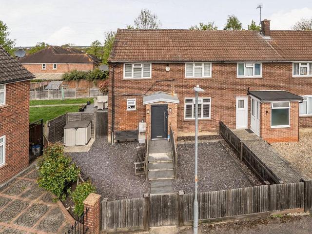 House for sale in Bushey