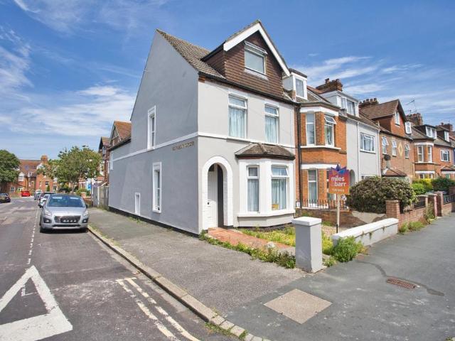 House for sale in Folkestone
