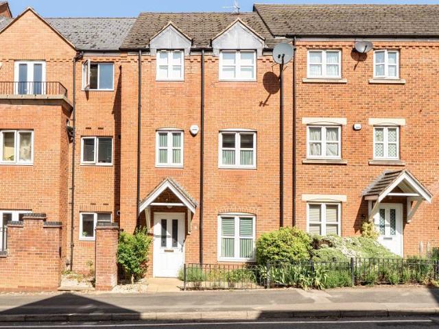 House for sale in Evershot, Oxfordshire