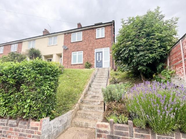 House for sale in Kings Hill, Colliers End