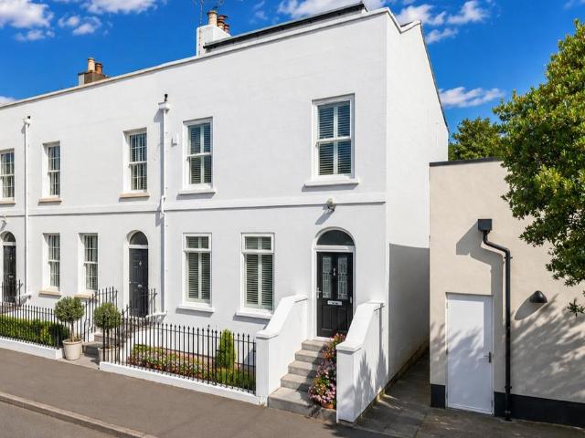 House for sale in Bath Road Shops, Cheltenham