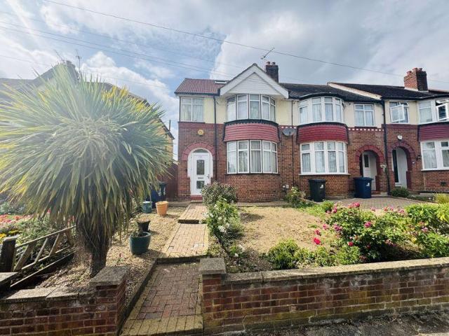 House for sale in London Borough of Ealing, Greater London