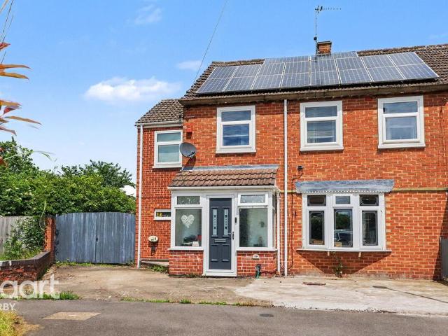 House for sale in Allenton, East Midlands