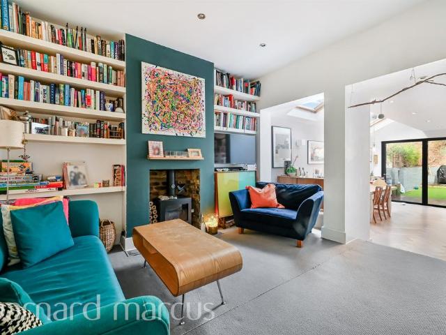 House for sale in Stockwell, Greater London