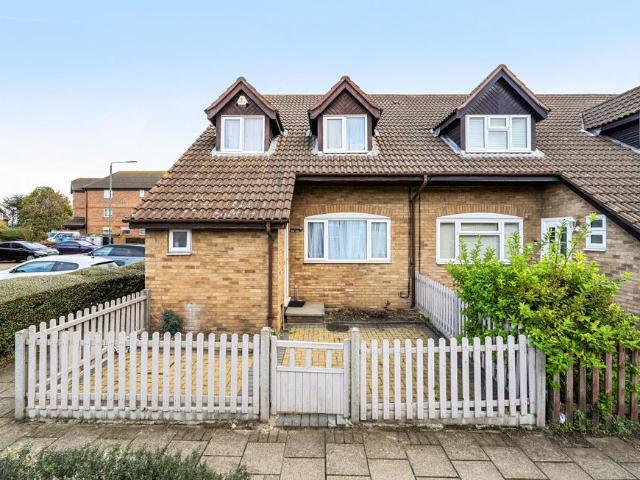 House for sale in London Borough of Bexley, Greater London