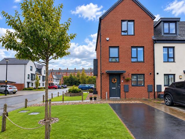 House for sale in Barry Island, Barry
