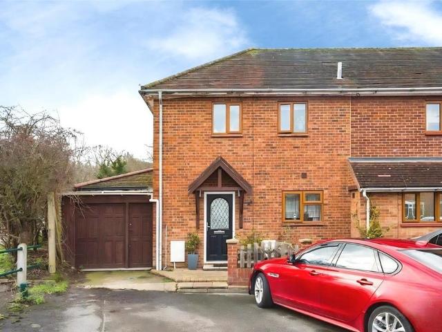 House for sale in Greater London