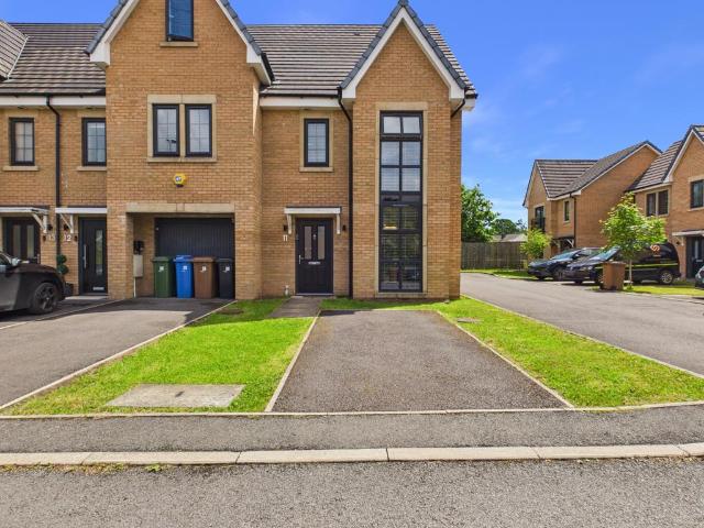House for sale in Newton Wood, Greenheys