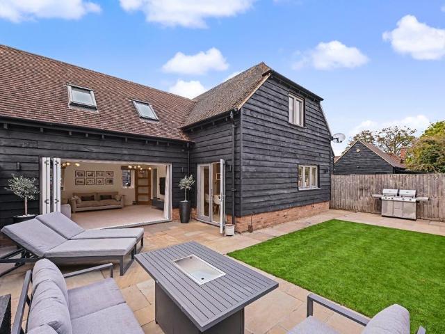 House for sale in Weston Turville