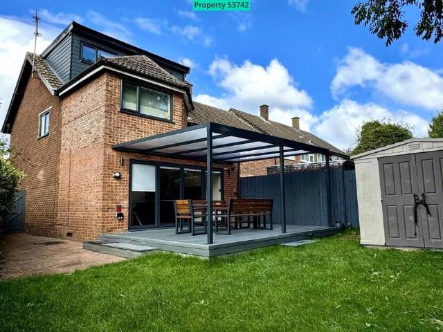 House for sale in St Albans, Five Acres