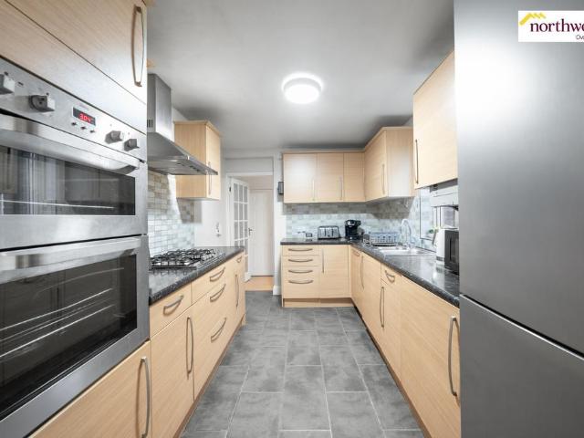 House for sale in Holywell Estate, North Watford