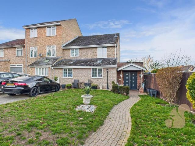 House for sale in Sudbury, Chelmondiston