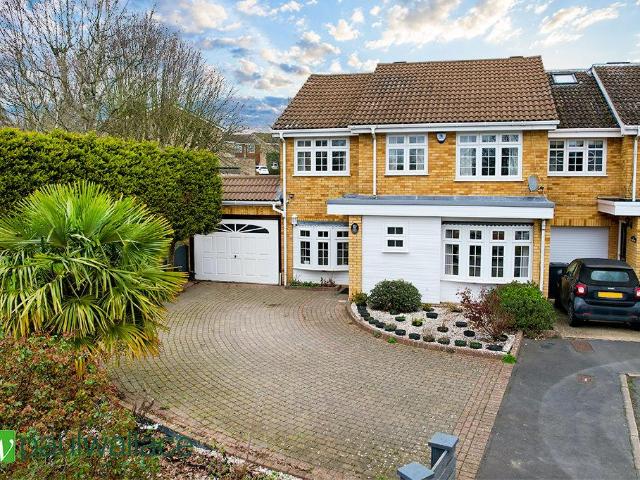 House for sale in Broxbourne, Hertfordshire