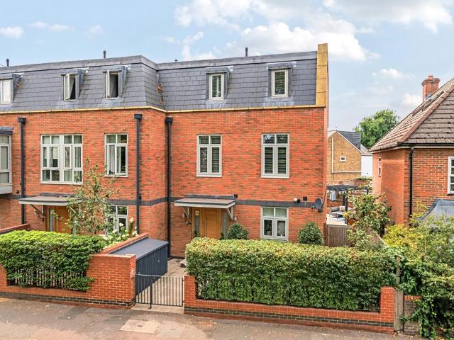 House for sale in Blackhills, Surrey