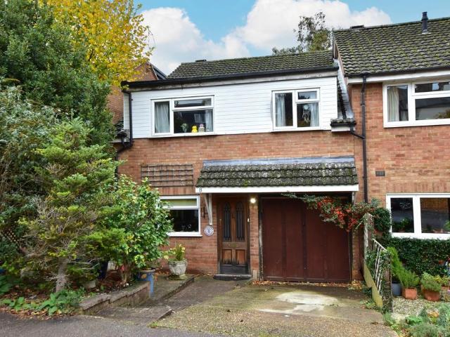 House for sale in Pouchen End, Hertfordshire