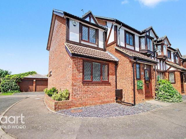 House for sale in Ardleigh Green, Greater London